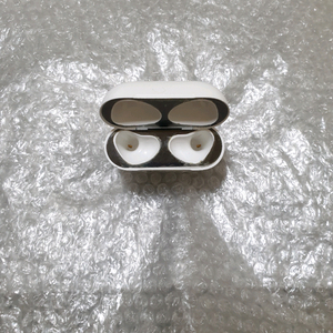 에어팟 3세대 (직거래가능)