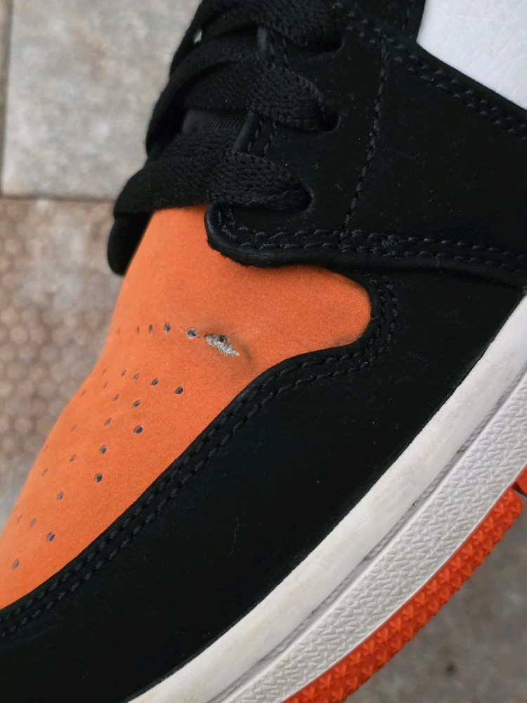 (250)나이키 조던 1 로우 셔터드 백보드 스니커즈 운동화 이미지