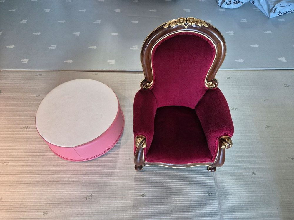 아기 의자 이미지