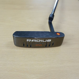 래디우스 리니아 33.75인치 퍼터 이미지