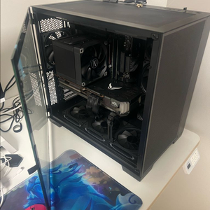 고사양 9600X + RX6700XT + DDR5 32GB + 32커브드 144hz 모니터 이미지