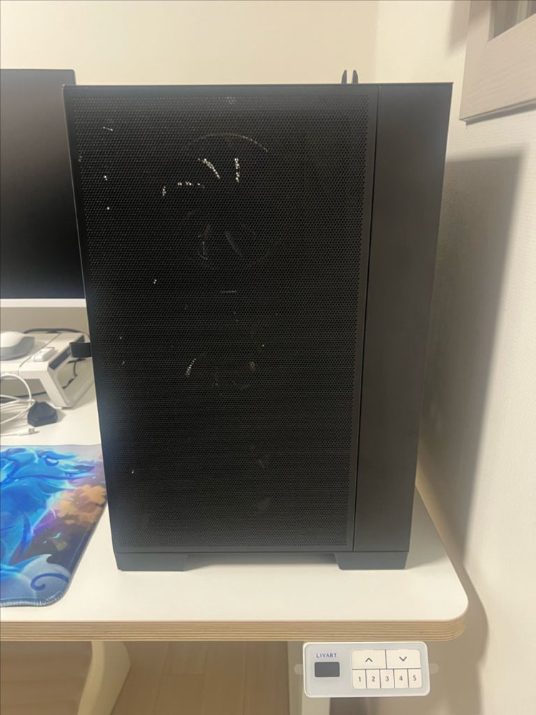 고사양 9600X + RX6700XT + DDR5 32GB + 32커브드 144hz 모니터 이미지