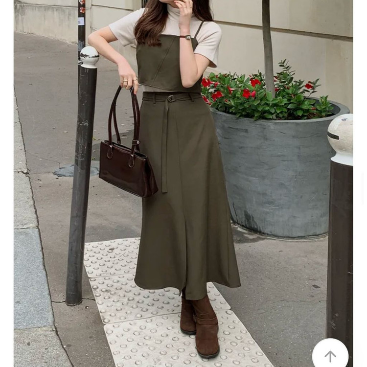 리리앤코 이네티브 뷔스티에 머메이드 롱스커트 투피스 세트 하객룩 에이블리 이미지