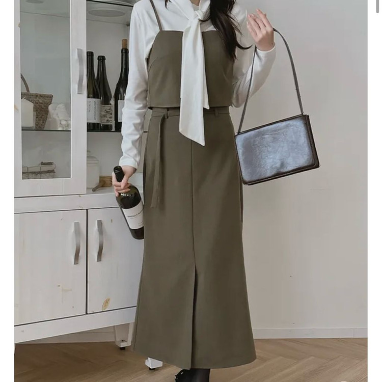 리리앤코 이네티브 뷔스티에 머메이드 롱스커트 투피스 세트 하객룩 에이블리 이미지