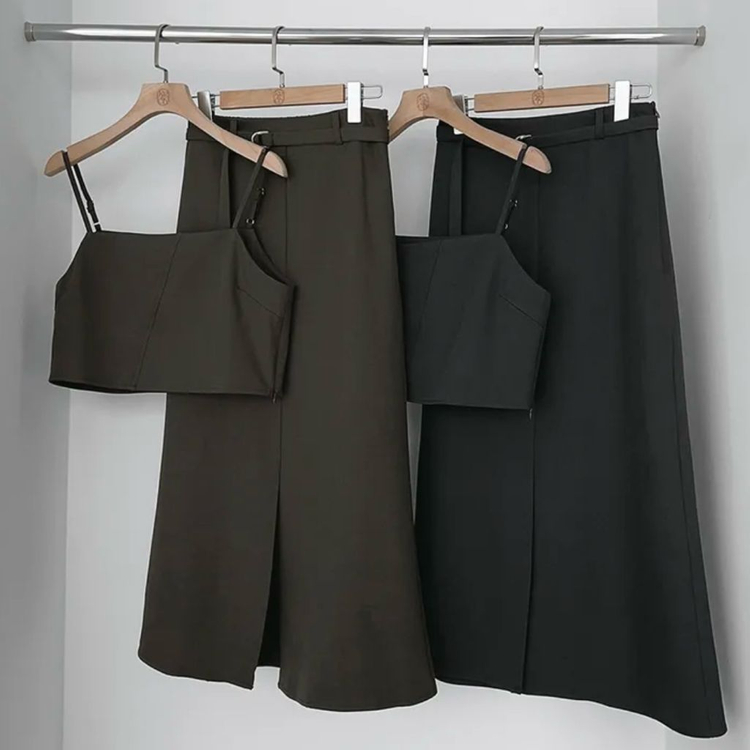 리리앤코 이네티브 뷔스티에 머메이드 롱스커트 투피스 세트 하객룩 에이블리 이미지