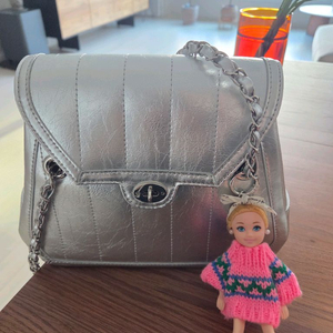 카디널레드아울로백1회착용 ㅂㅂ키링 풀셋 19 택포 이미지