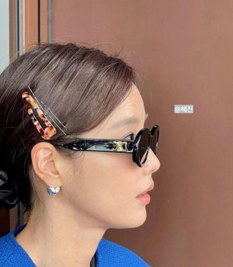 셀린느 트리옹프 01 선글라스 완박 풀셋 이미지