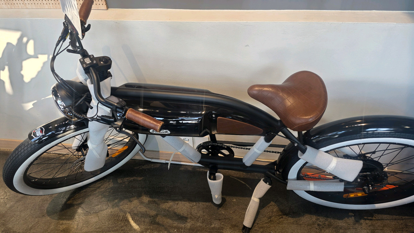 마이클블라스트 Grease R 전기자전거 (새제품)--1