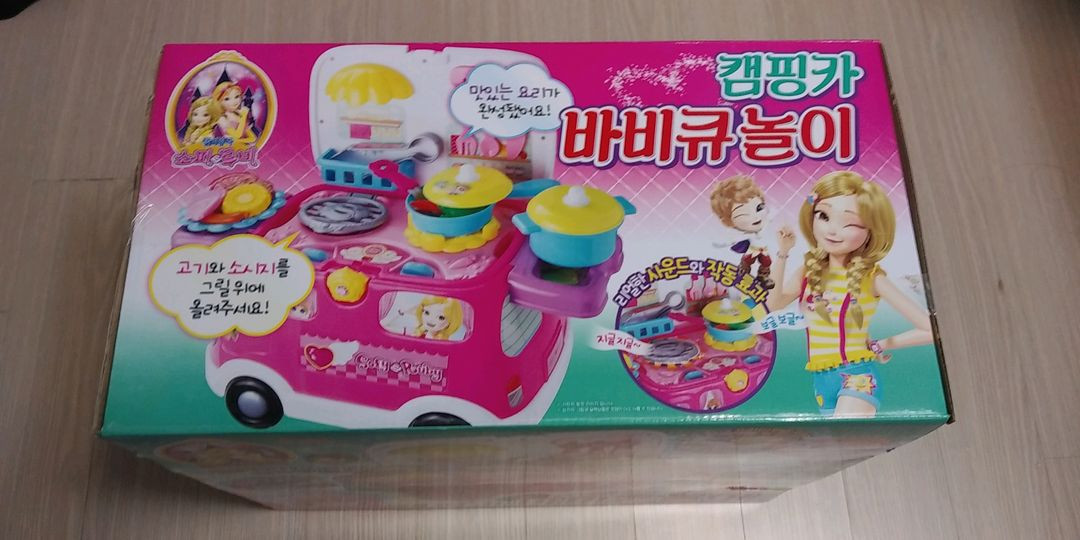 소피&루비 캠핑카 바비큐놀이 미개봉 새제품 판매 합니다 이미지