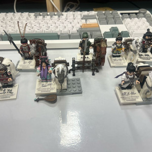 레고 커스텀 핸디하로 삼국지 전종 팝니다 이미지