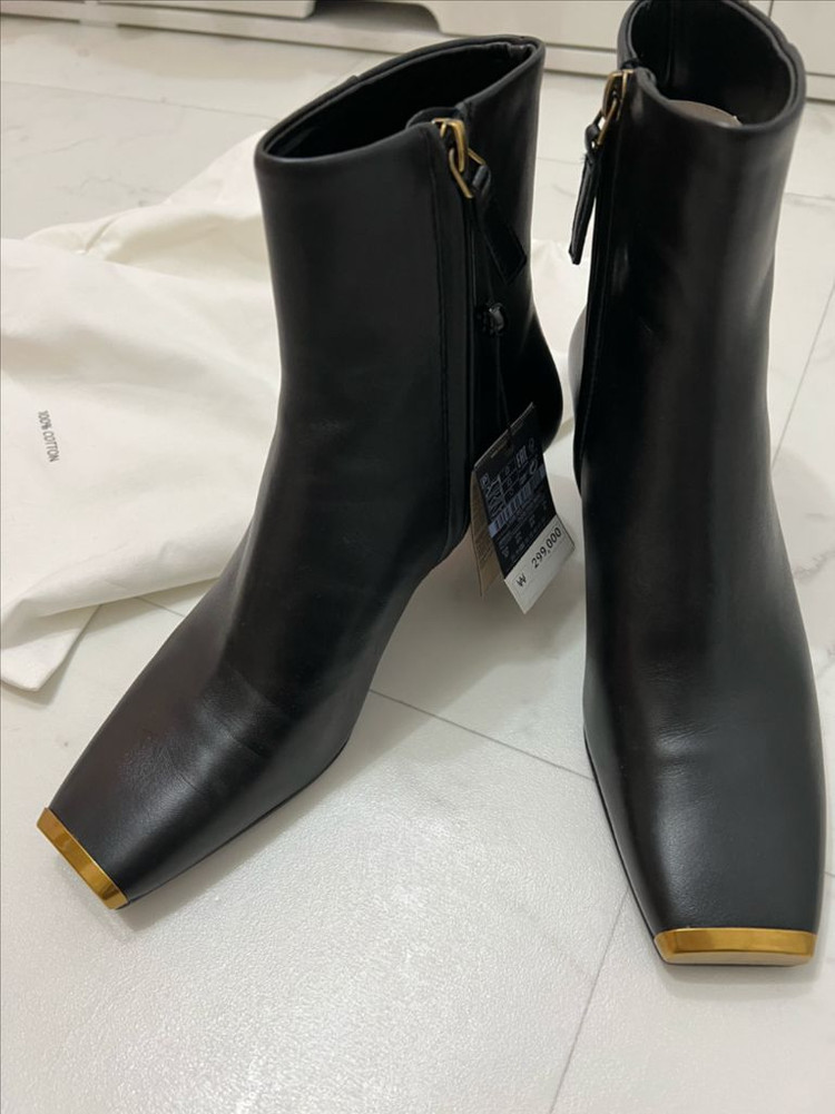 새상품! 마시모두띠 가죽 메탈 사각코 앵클부츠 5cm _240 이미지