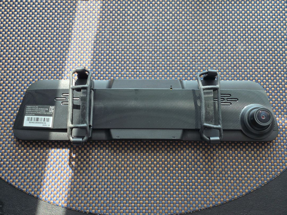 파인뷰 R2 룸미러 블랙박스 (본체단품) 이미지