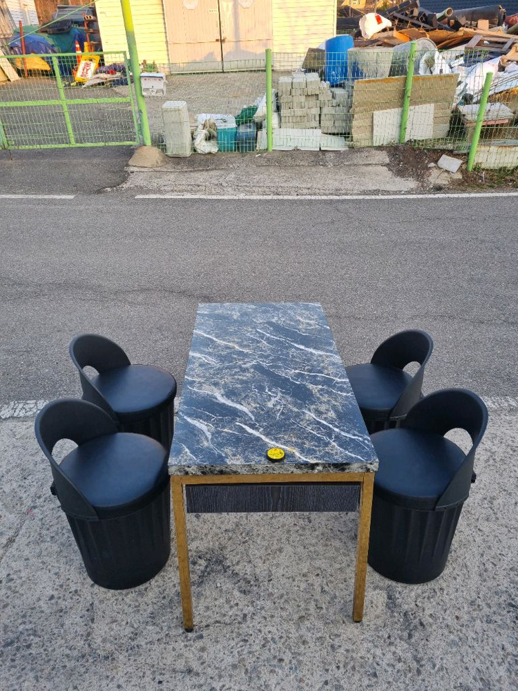 식당 4인용 식탁의자세트 이미지