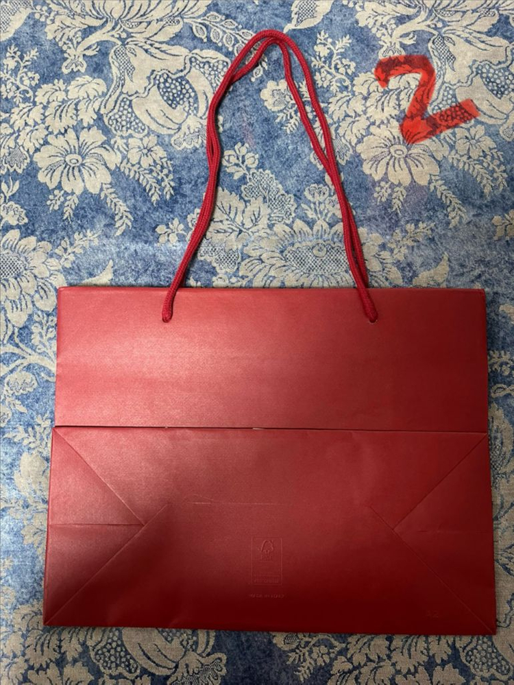 페라가모 쇼핑백 이미지