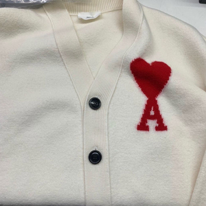 아미 빅하트 로고 안타르시아 울가디건 이미지