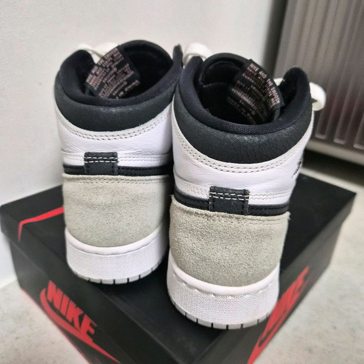 나이키 에어조던1 레트로 하이 og 블리치드 코랄 230 이미지