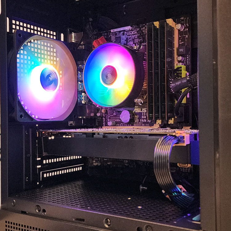 (A급)배그,롤 게이밍 GTX1060, 램16GB, SSD240GB 컴퓨터 본체 이미지