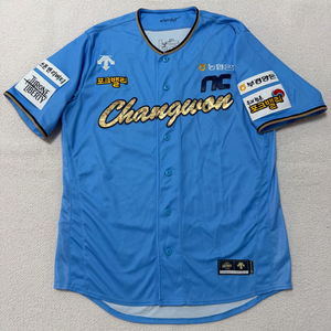 nc다이노스 야구 유니폼 데상트 어센틱 이미지