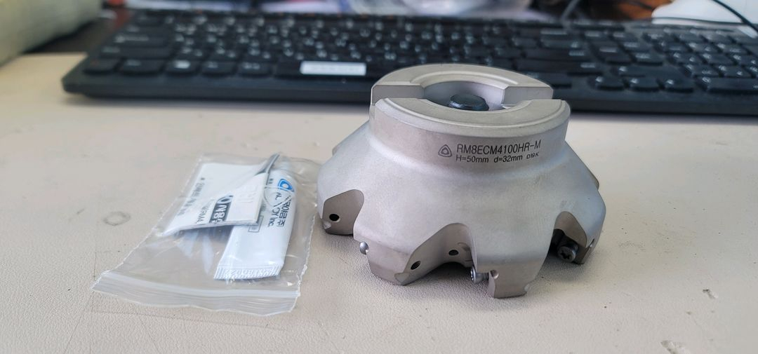 KORLOY RM8ECM4100HR-M 엔드밀 새제품 이미지