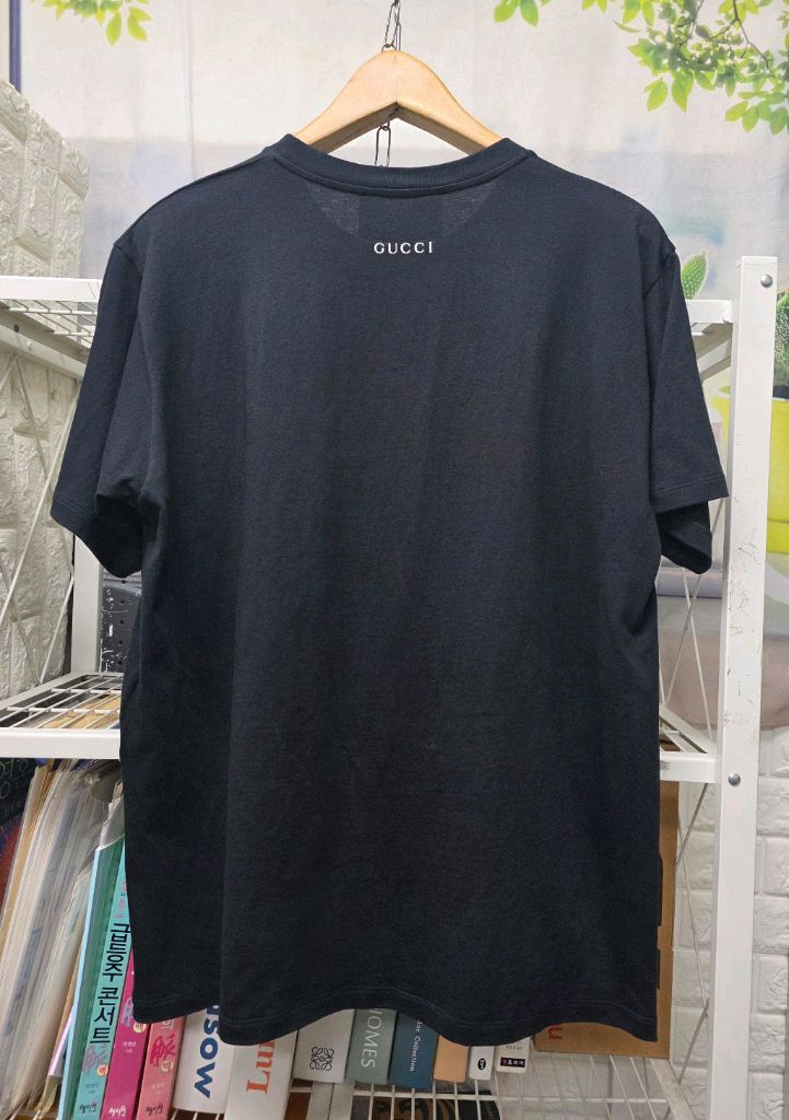 구찌 남성 반팔티 100 그래픽 프린터 반팔티셔츠 MM72 이미지