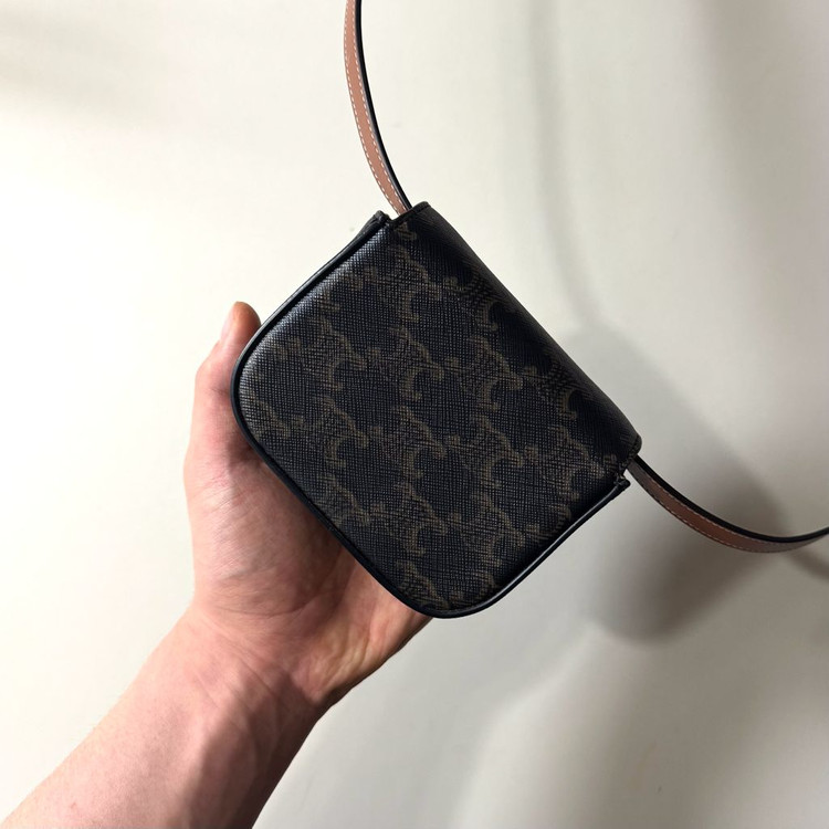 [백화점판/당일출고]셀린느 트리옹프 미니백 / 크로스백 이미지