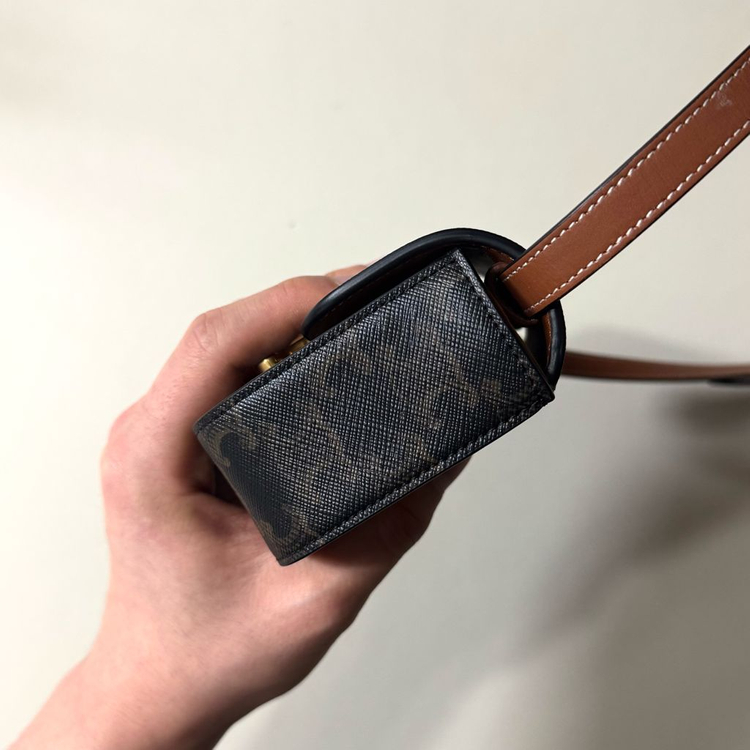 [백화점판/당일출고]셀린느 트리옹프 미니백 / 크로스백 이미지