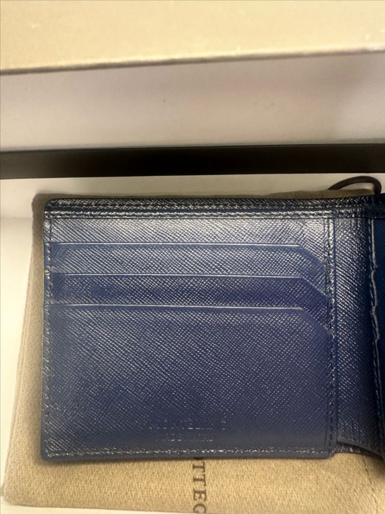 몽블랑 반지갑 사피아노 네이비 이미지