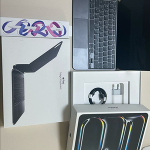 아이패드 프로 11 m4 + 매직 키보드 + 펜슬 프로 + 애케플 이미지