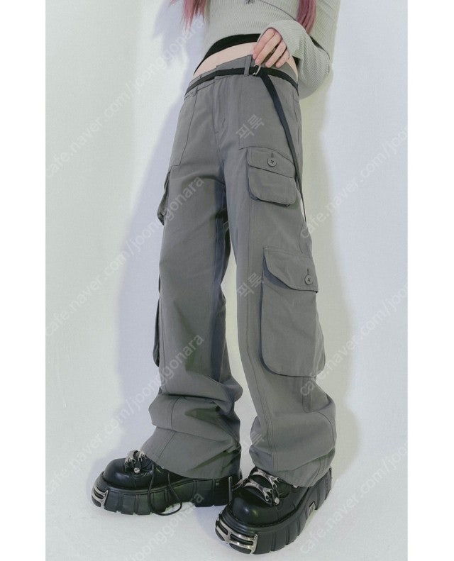 새상품 스트릿 캐주얼 포켓 와이드팬츠 카고바지--0