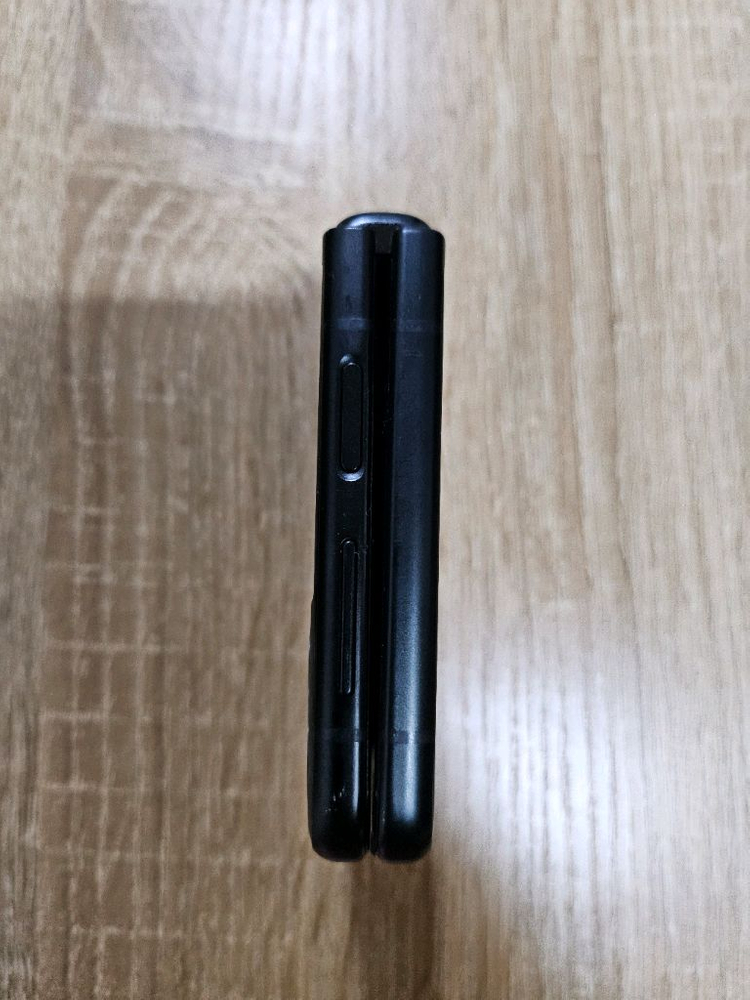 삼성 갤럭시 Z 플립3 블랙 256GB 이미지