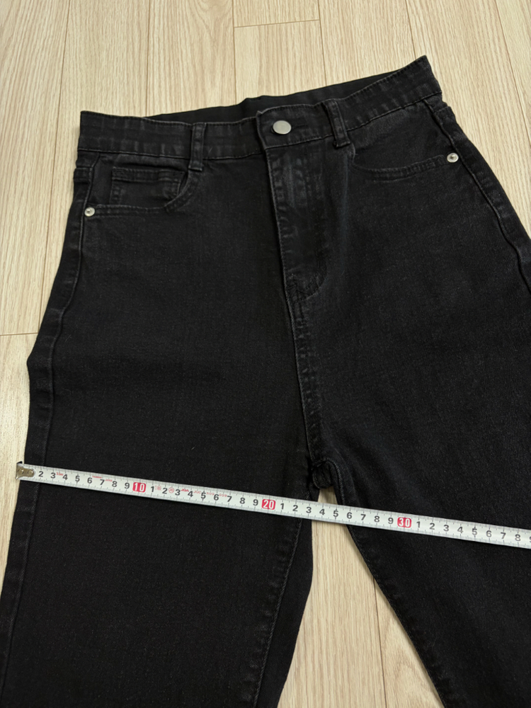 단면측정ㅇ,2회착용) ykk자크 신축성ㅇ 허리밴딩 검정 하이웨스트 부츠컷 바지 66-66반--5