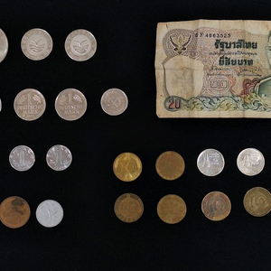 국내, 외국 동전 및 지폐 컬렉션 이미지