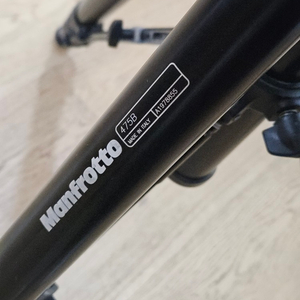 맨프로토 475B 스튜디오용 대형 삼각대 이미지