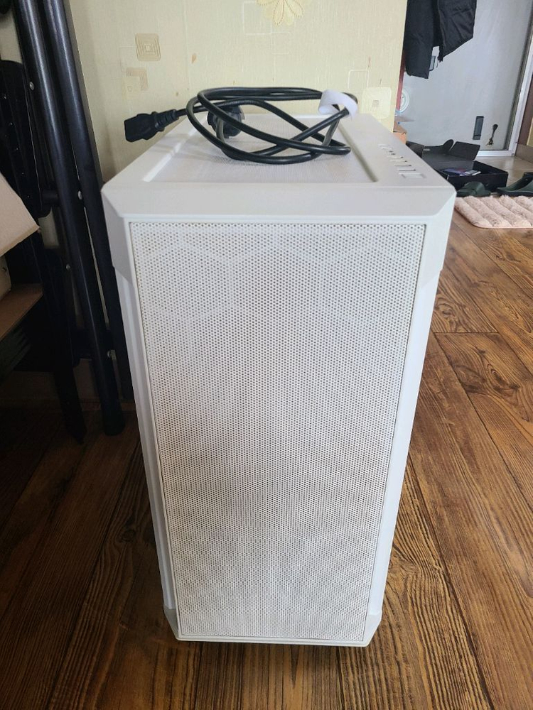 데스크탑 본체 i7 8700K 32GB 1TB 이미지