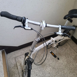 다혼 뮤 8단 접이식 미니벨로 20인치 자전거 이미지