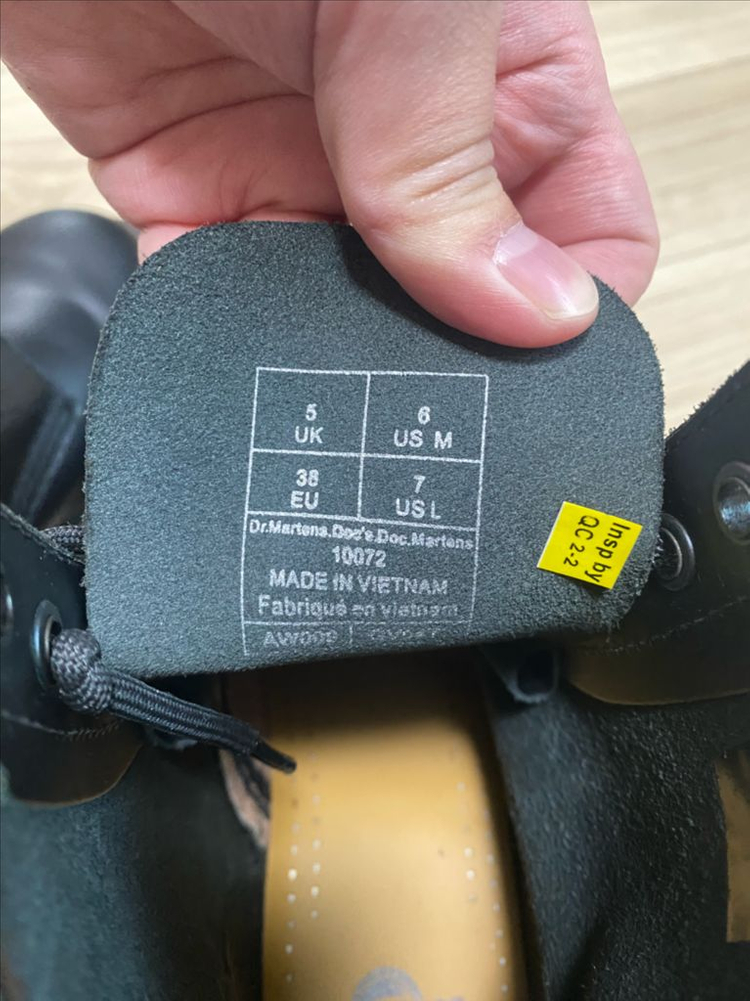 닥터마틴 1460 스무스 블랙 8홀 부츠(EU38) 이미지