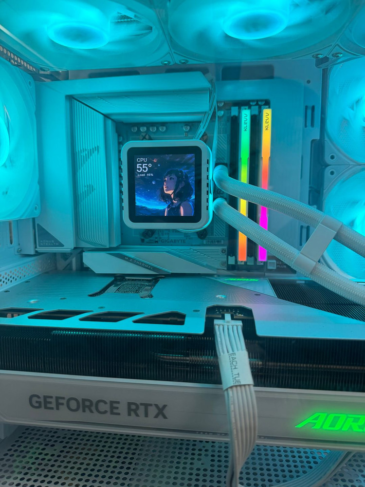 [개인] 고사양 컴퓨터 화이트 풀셋 팝니다~9800x3d / RTX5080 aorus master ice 이미지