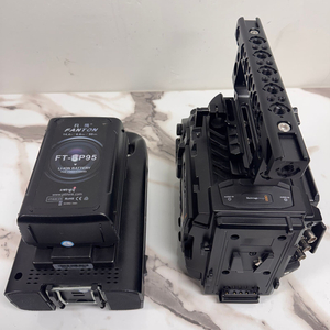 <판매> 블랙매직디자인 URSA MINI PRO 12K (얼사 미니 프로 12K) 이미지
