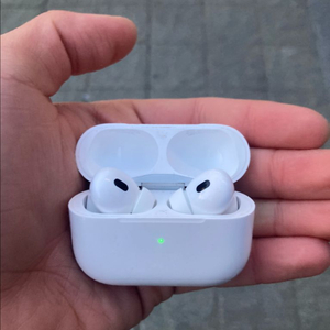 에어팟 프로 2세대 이미지