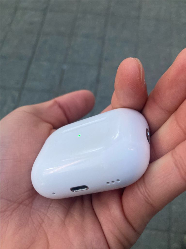 에어팟 프로 2세대 이미지