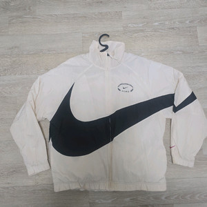 나이키 빅스우시 우븐자켓 신형 L사이즈