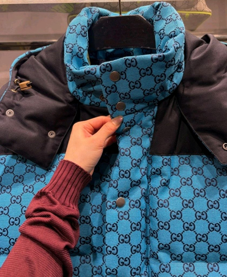 구찌패딩조끼 새상품팝니다 이미지