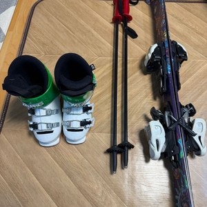 주니어(아동) 스키 세트 이미지