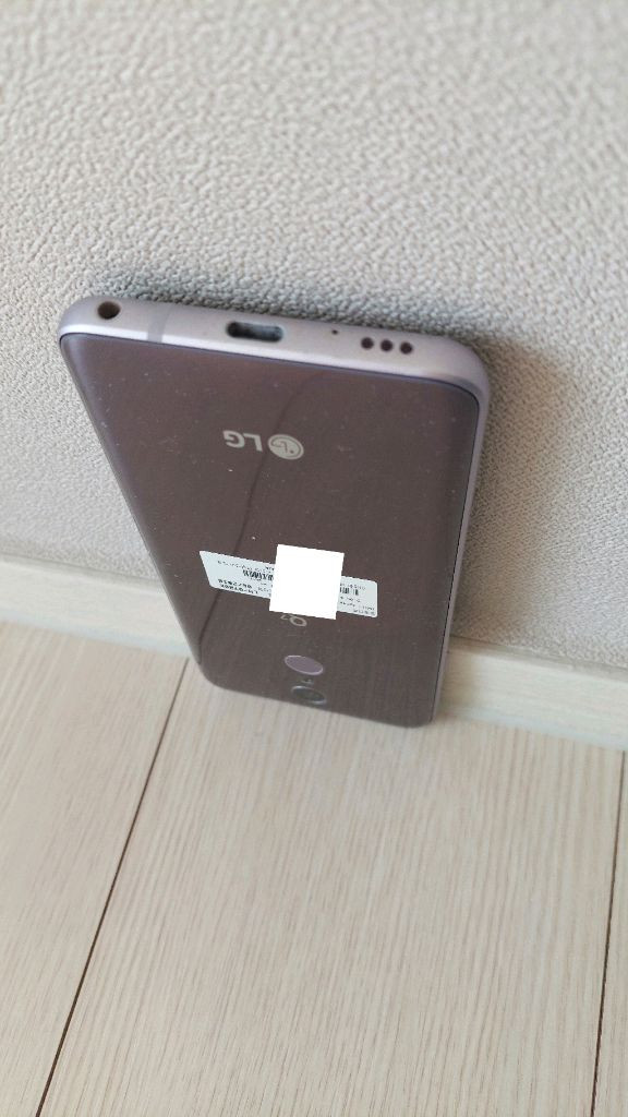 LG Q7 32GB 스마트폰 이미지