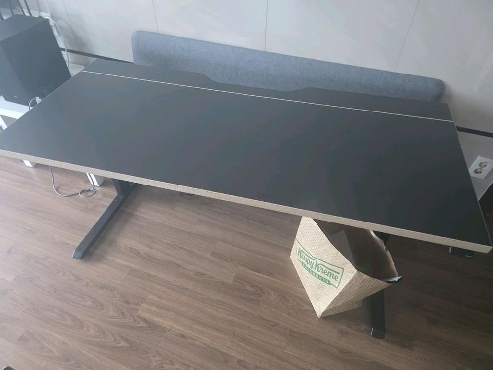 (큰SUV적재가능)데스커 모션데스크 1600x700 + 펠트스크린 세트(수원,용인지역) 이미지