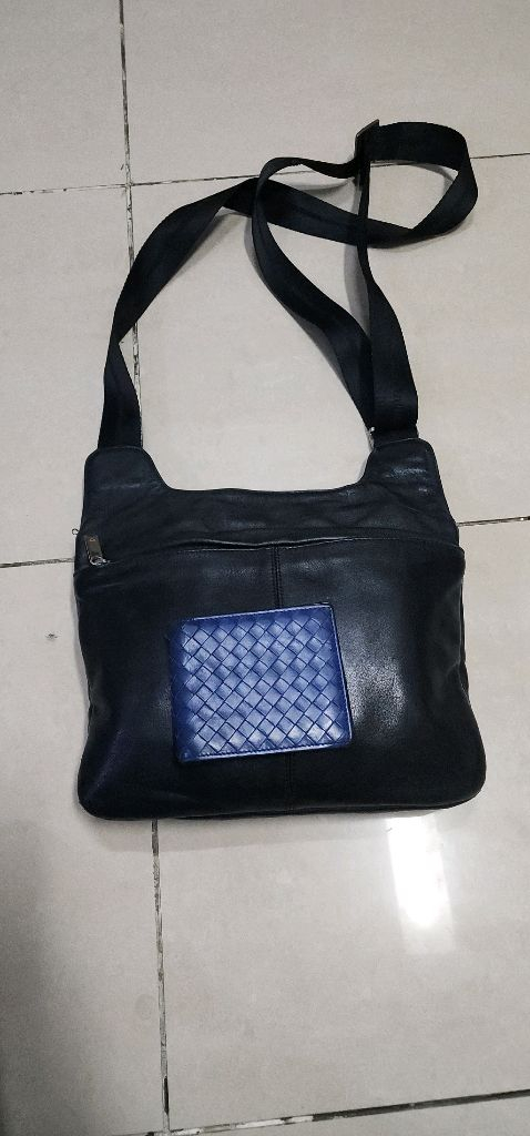 투미 TUMI 블랙레더 크로스백/ 알파브라보 백팩 이미지