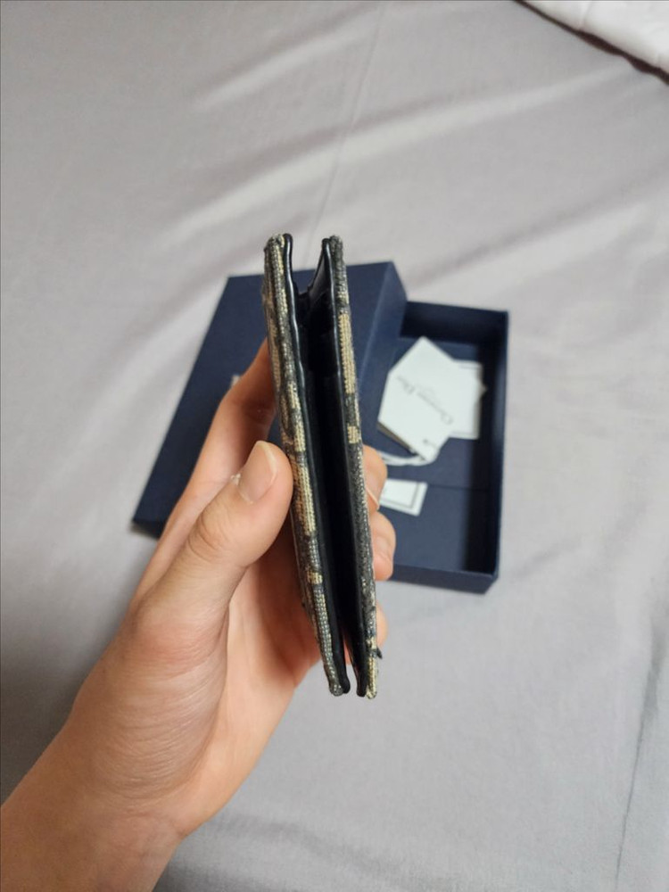 디올 오블리크 오거나이저 카드지갑 이미지