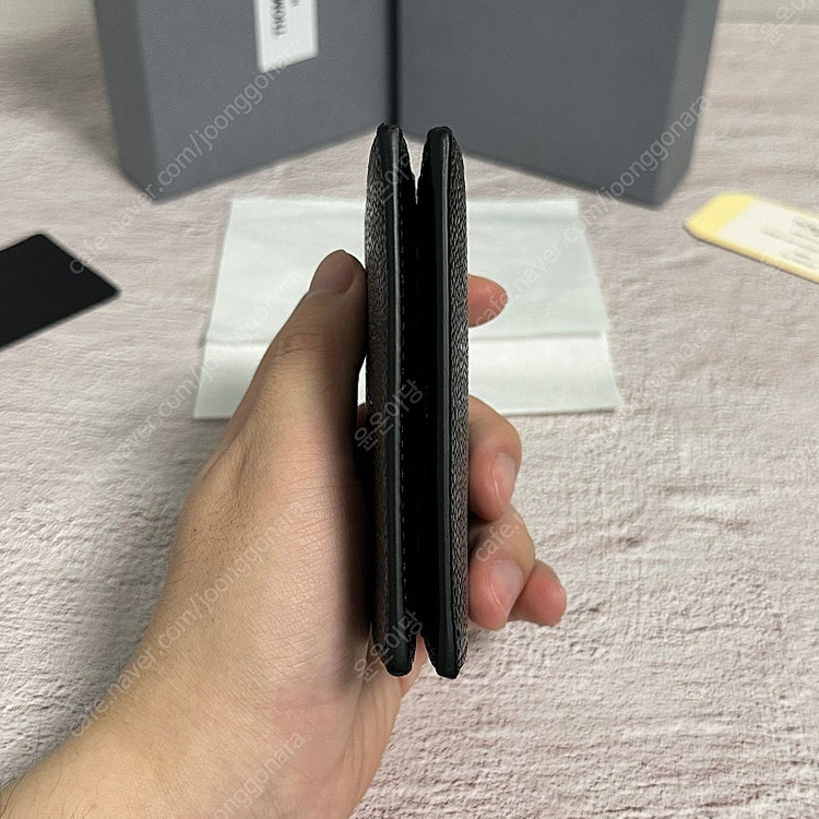 [미사용/새상품] 톰브라운 페블레더 삼선 카드지갑 블랙 이미지