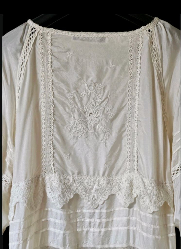 여리핏 | 아이보리 레이스 벌룬 블라우스 이미지