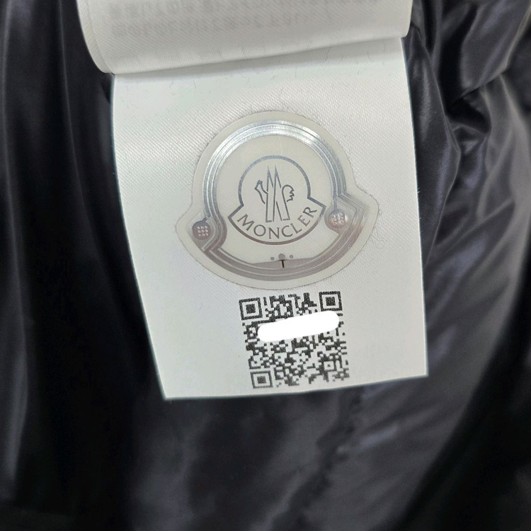 몽클레어 패딩 조끼 블랙 4사이즈 105 판매 이미지